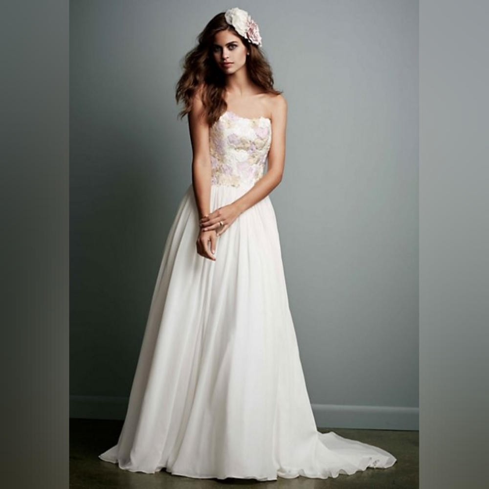 Galina Signature: fitted & a-line gowns corsets, flutter ,Wedding Dress  size 10